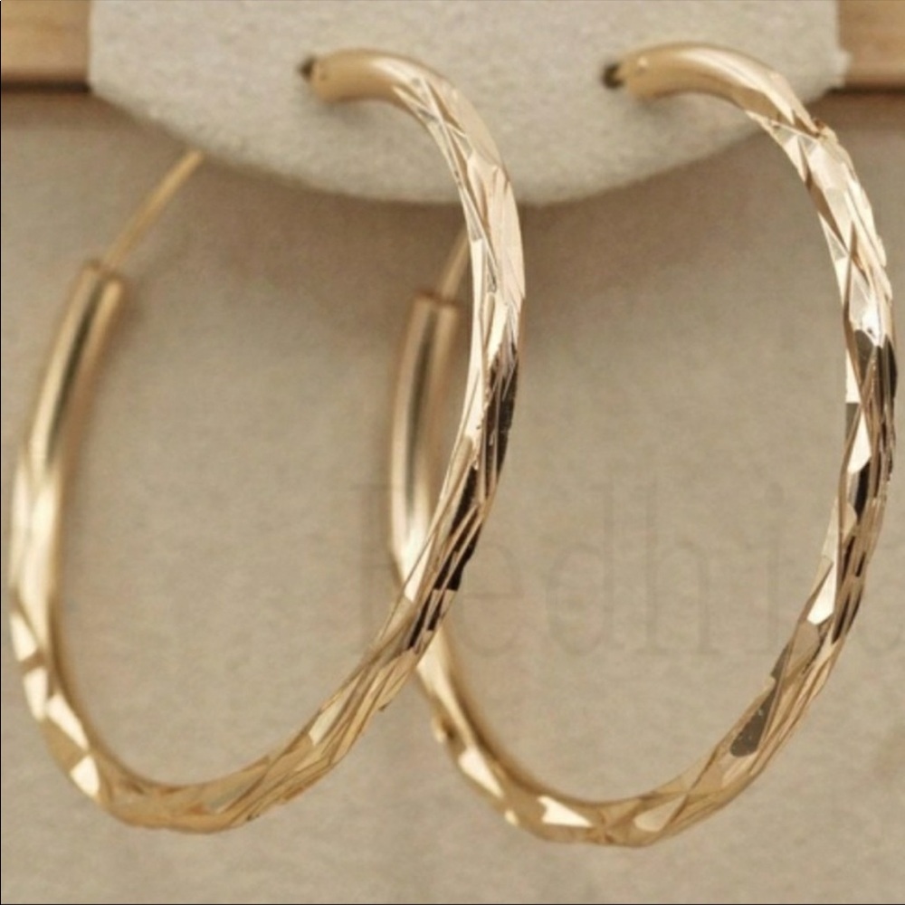 ***BRAND NEW***18K Gold Hoop Earrings - Picture 2 of 7